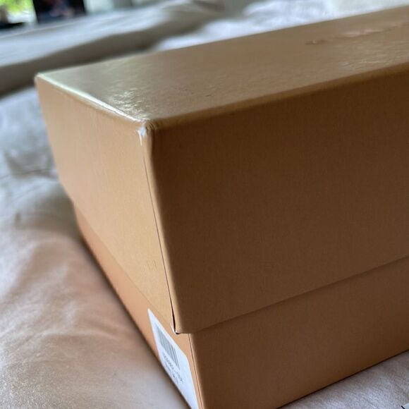 Cult Gaia shoe box  - Picture 3 of 4